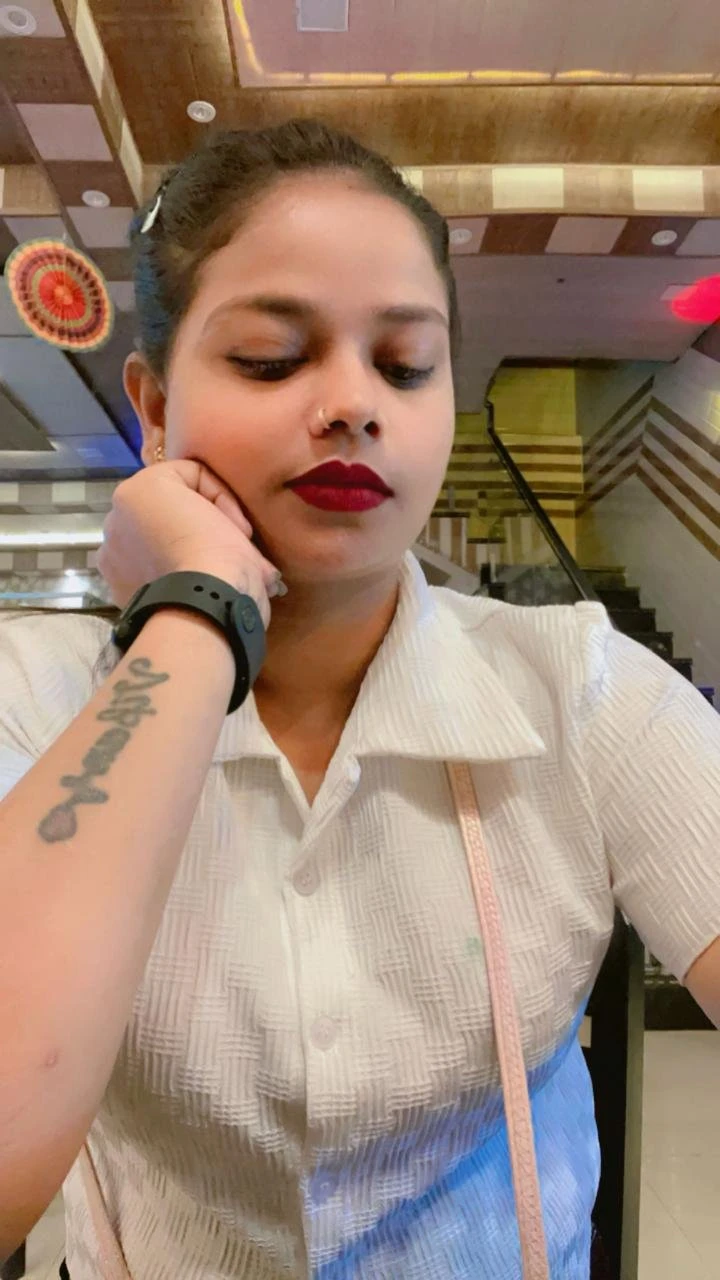 Individual Kajal Realmeet & Cam live 🤍8 – Indian escort in Chennai — 2 / 5
