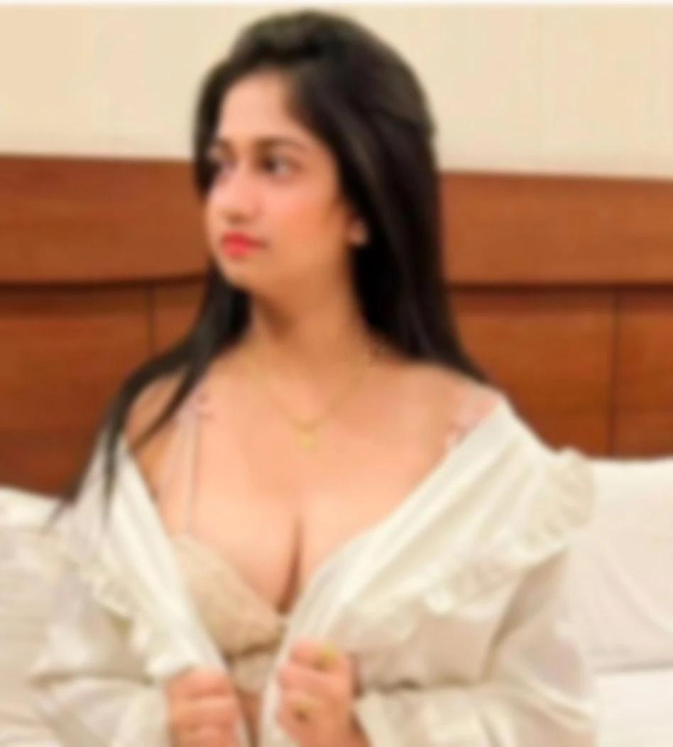 Call Ankita – Indian escort in Ahmedabad — 2 / 3