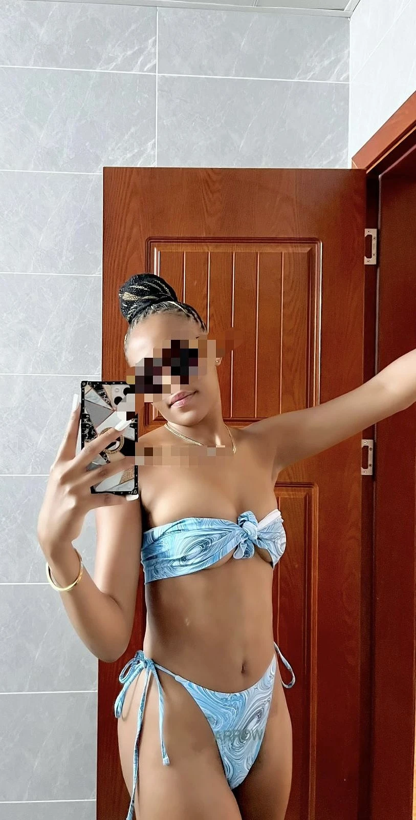 LYYN – Ghanaian escort in Hong Kong — 4 / 6