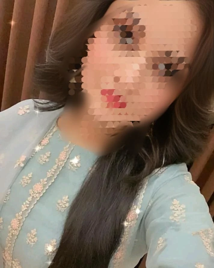 Fizza – Indian escort in Ahmedabad — 3 / 8