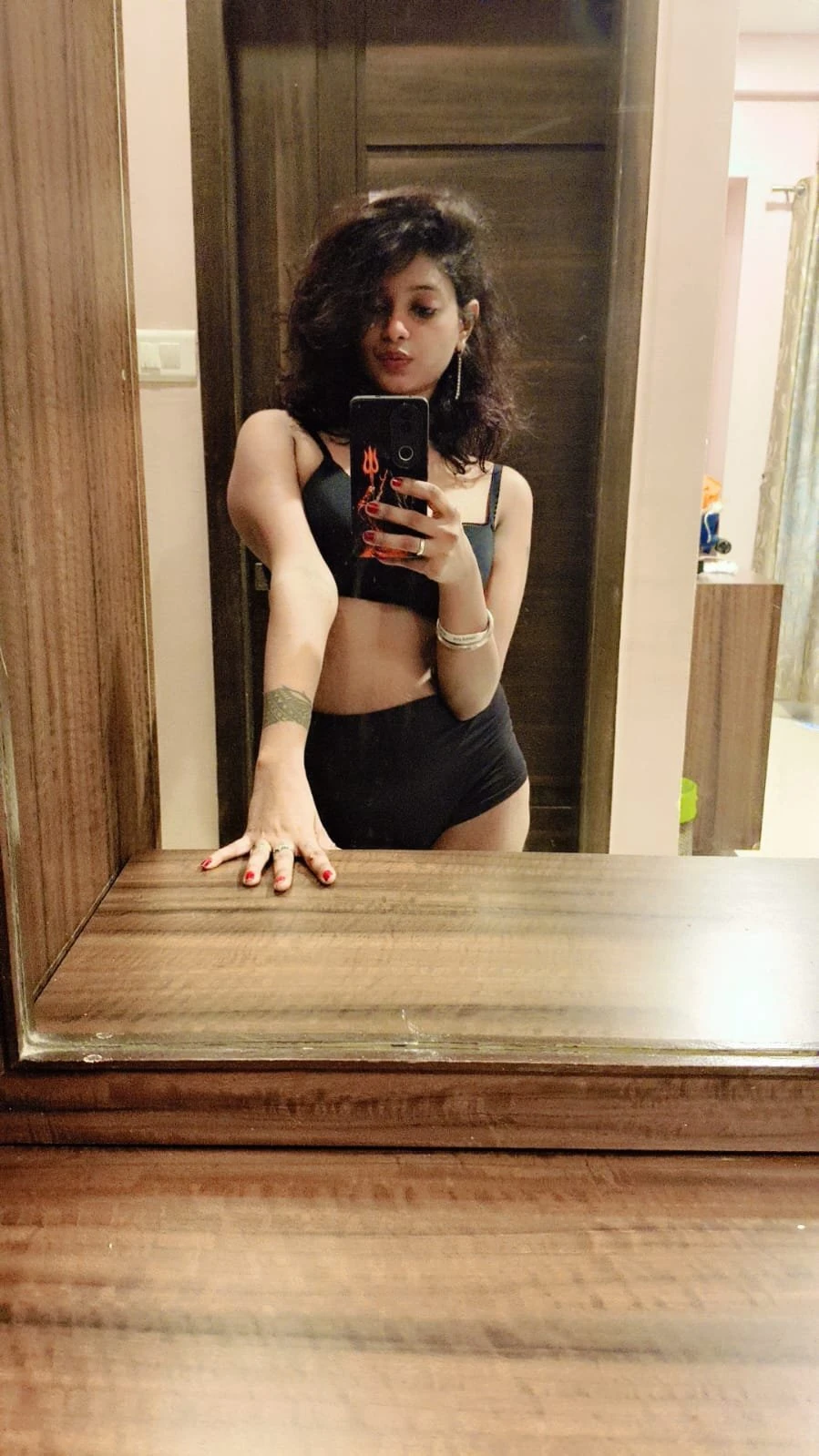 Nikki! 🫦 Independent girl Goa – Indian escort agency in Candolim, Goa — 5 / 15