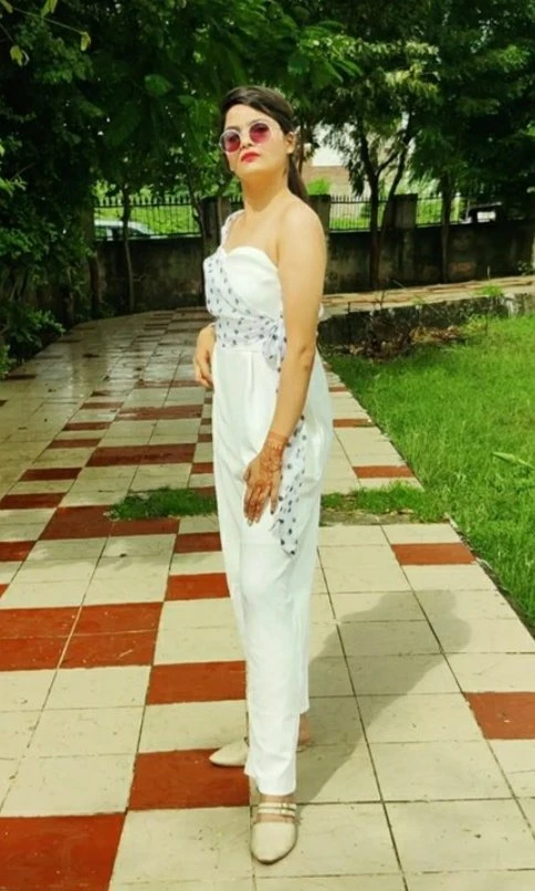 Nandni Call Girl Service – Indian escort in Chennai — 1 / 2