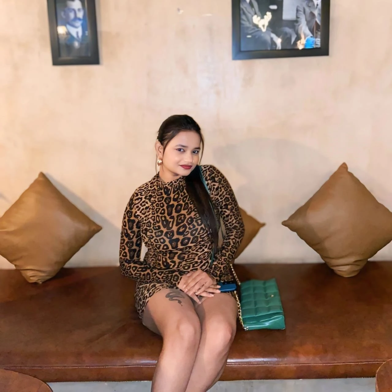 Amisha Cam & Real Meet – escort in Bangalore — 2 / 3