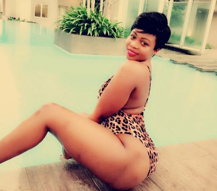 Cathy – Congolese escort in Bangalore — 2 / 5