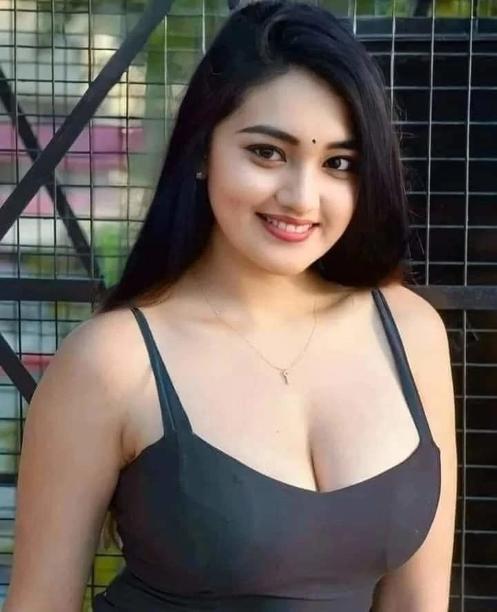 Poonamsingh – Indian escort in Bangalore — 2 / 3