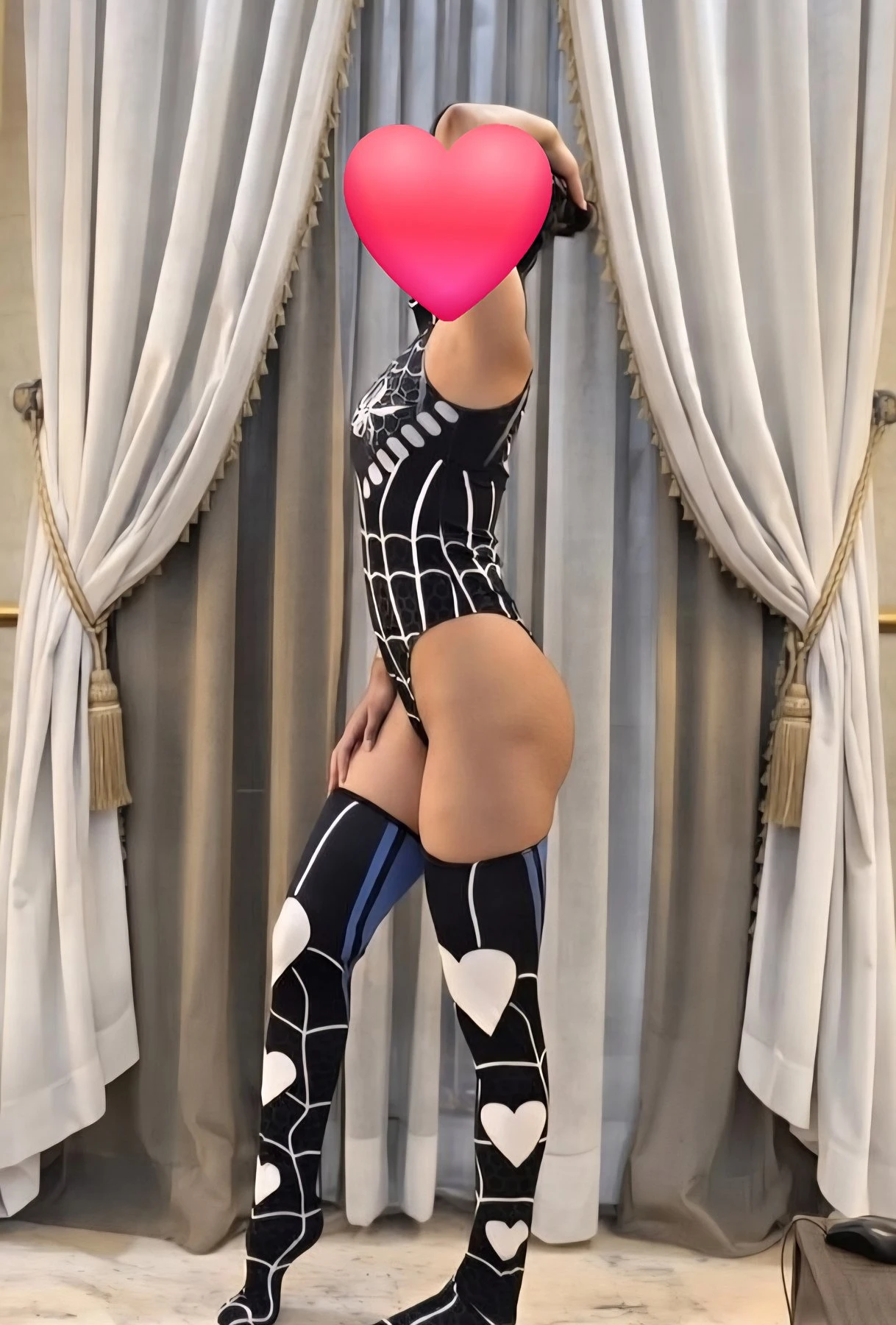 Suhani the Best Cam Girl in Town – Indian adult performer in Gurgaon — 6 / 7