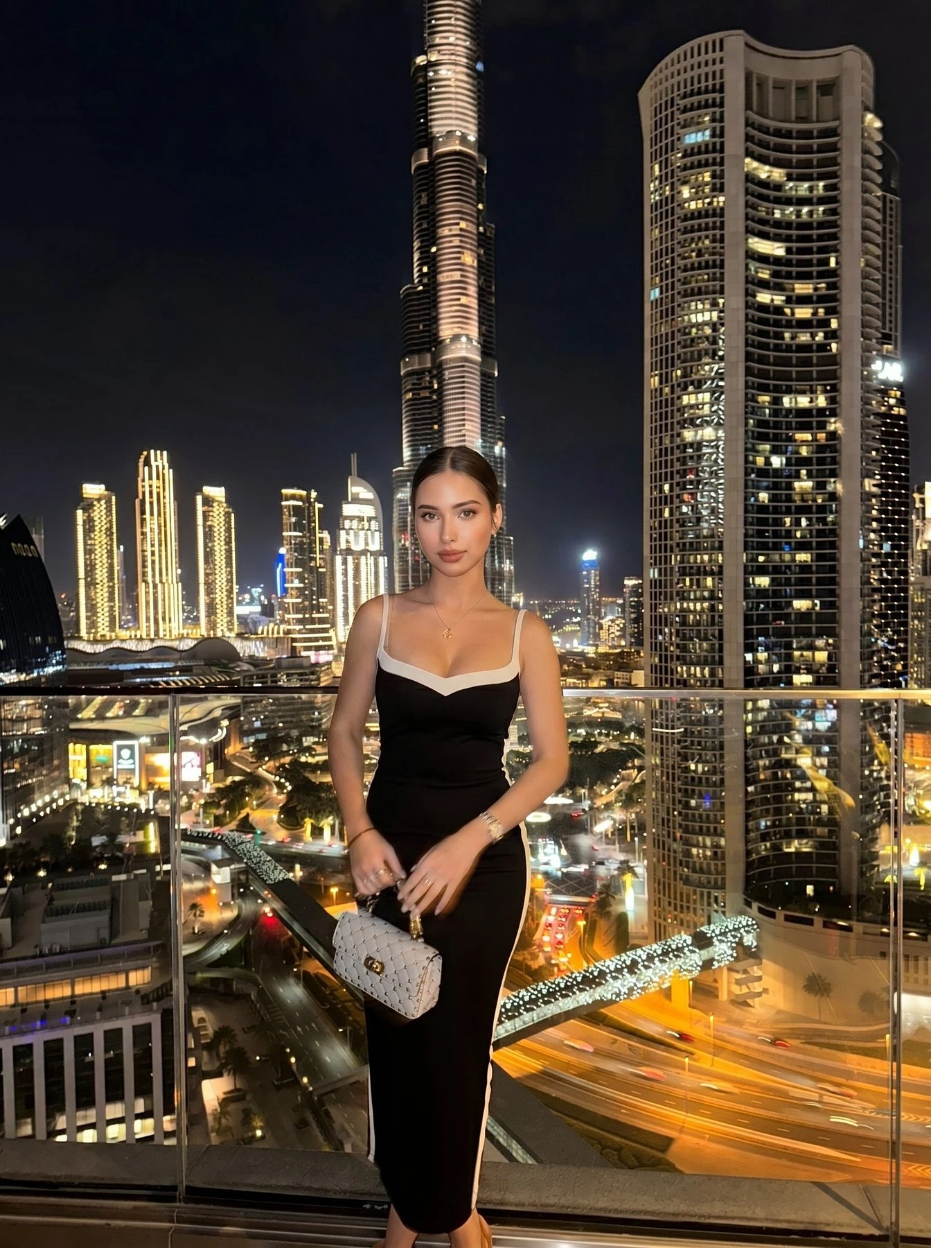 Anna – Russian escort in Hong Kong — 4 / 6