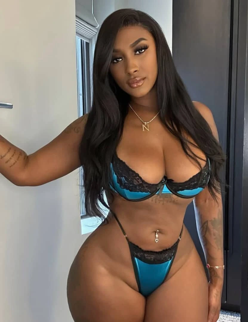 MASEE, HOT BITCH IN THE TOWN – South African escort in Ahmedabad — 5 / 6