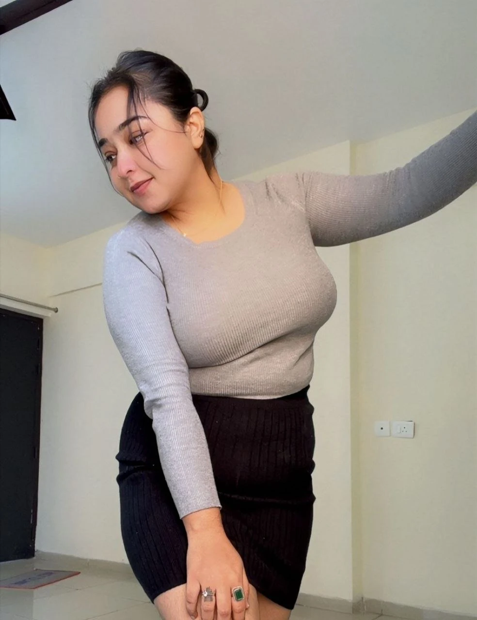 Anushka – escort in Ahmedabad — 2 / 4