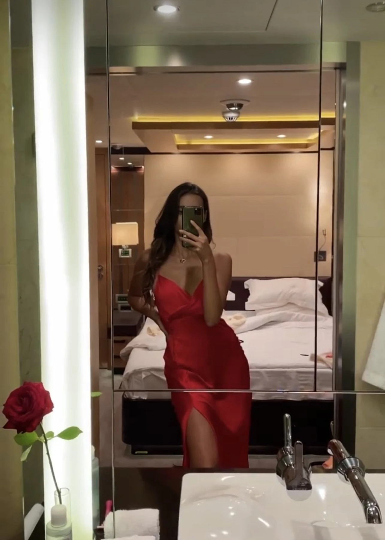 Elies PartyGirl GFE – Russian escort in Hong Kong — 12 / 18