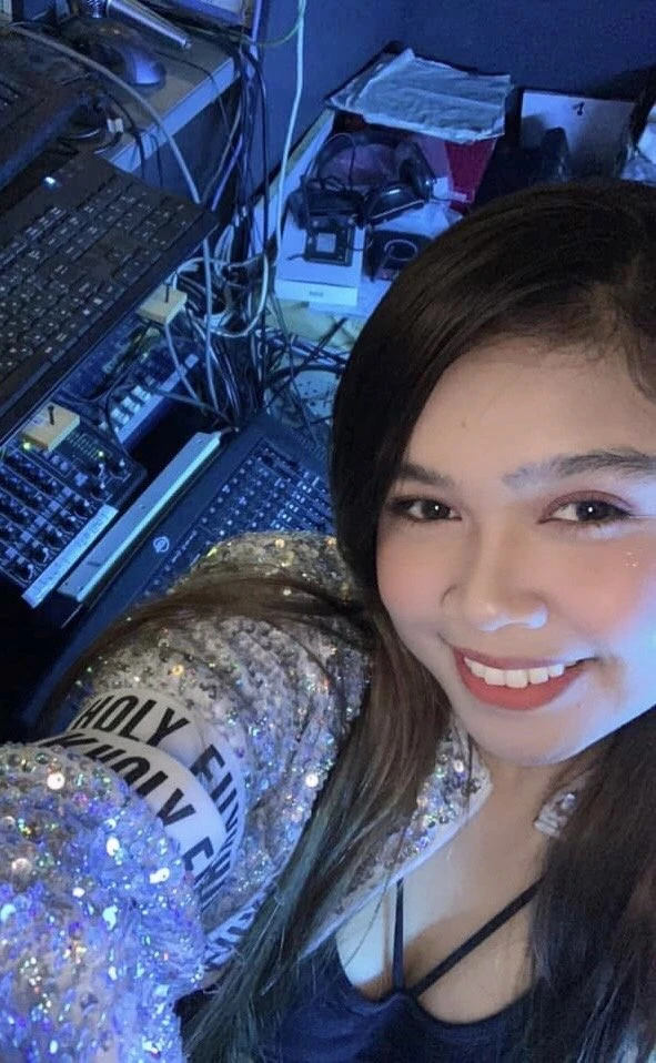 3some Sexy Filipina Just Arrived – Filipino escort in Hong Kong — 2 / 7