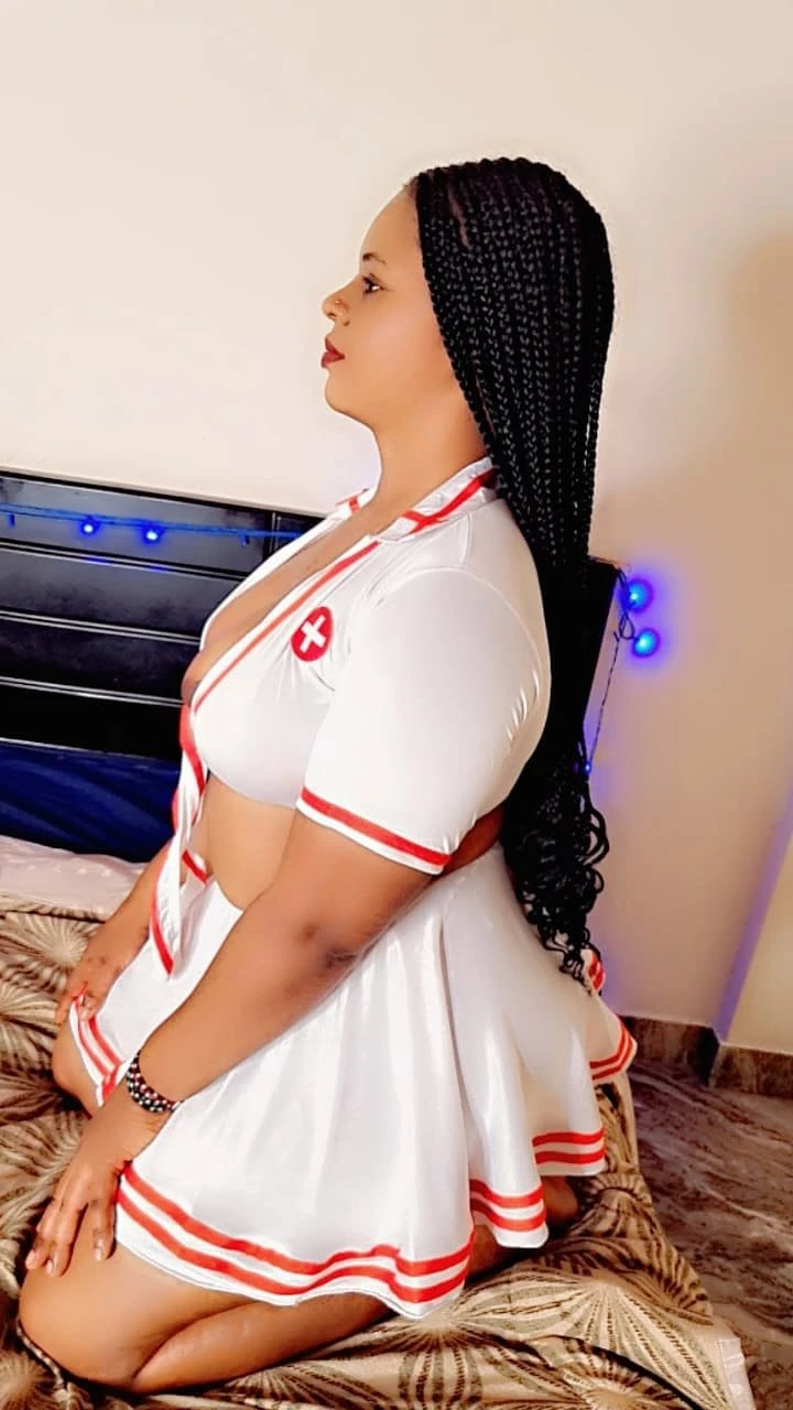 ANGEL, the Curvy Queen 🇿🇦 – South African escort in Bangalore — 17 / 18