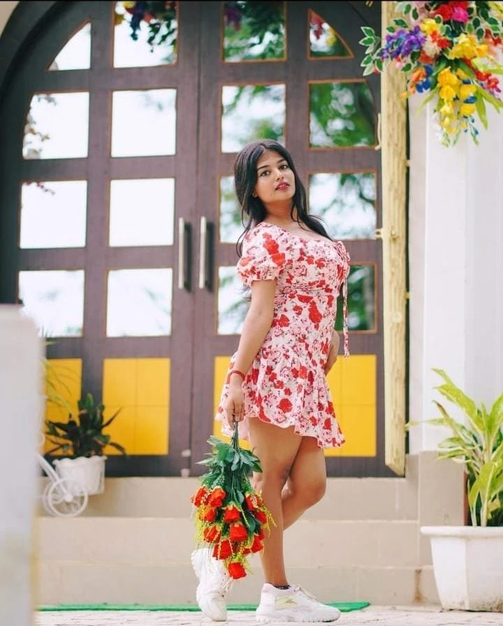 Kirti Cat – Indian escort in Bangalore — 1 / 5