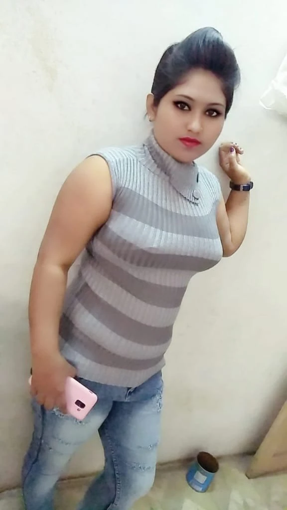 Neha Patel – Indian escort in Ahmedabad — 6 / 7