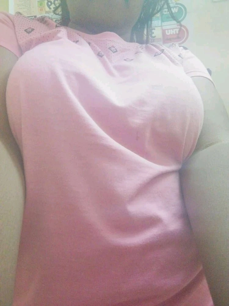 Riya – Indian companion in Chennai — 1 / 2