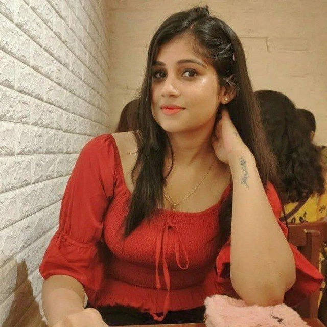 Mohini – Indian escort in Chandigarh — 1 / 2