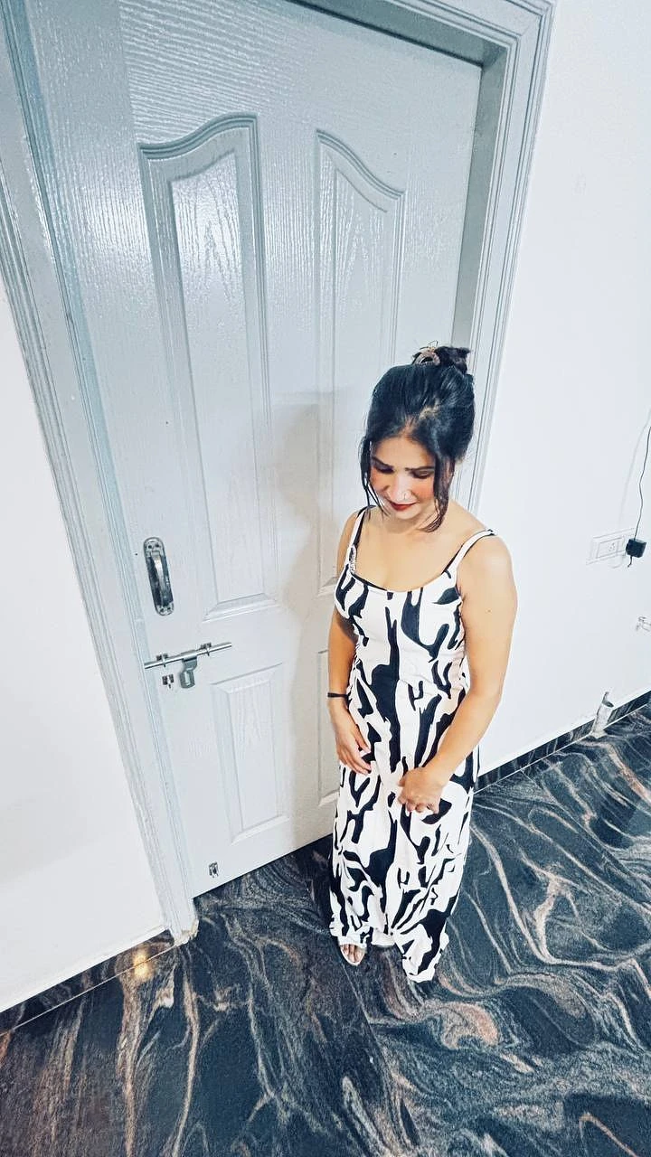 ꧁༒Saniya 🦋(Cam & Show )༒꧂ – Indian escort in Bangalore, Escort, Banga