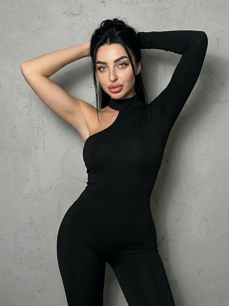 Isabella Shameless Muse – Russian escort in Hong Kong — 4 / 7