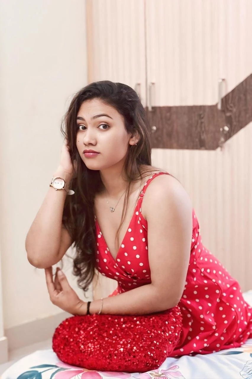 Divya – Indian escort in Bangalore, Escort, Banga