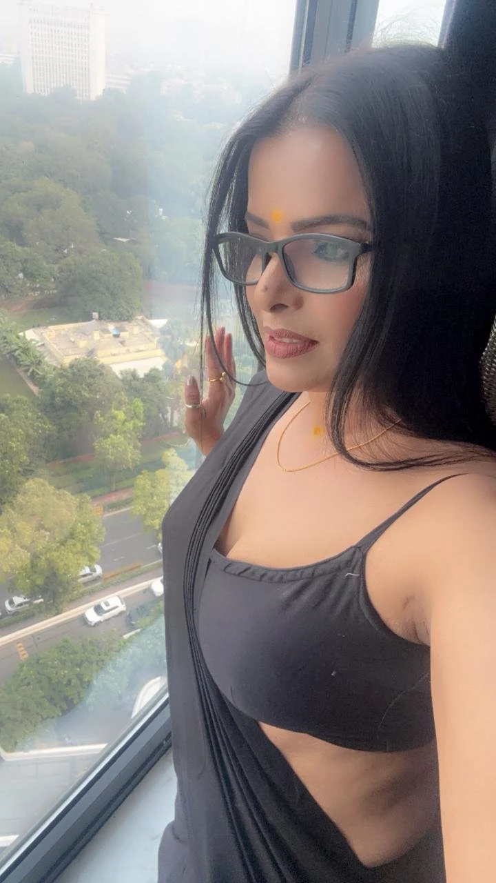 Aditi Escort – Indian escort in Candolim, Goa — 3 / 5