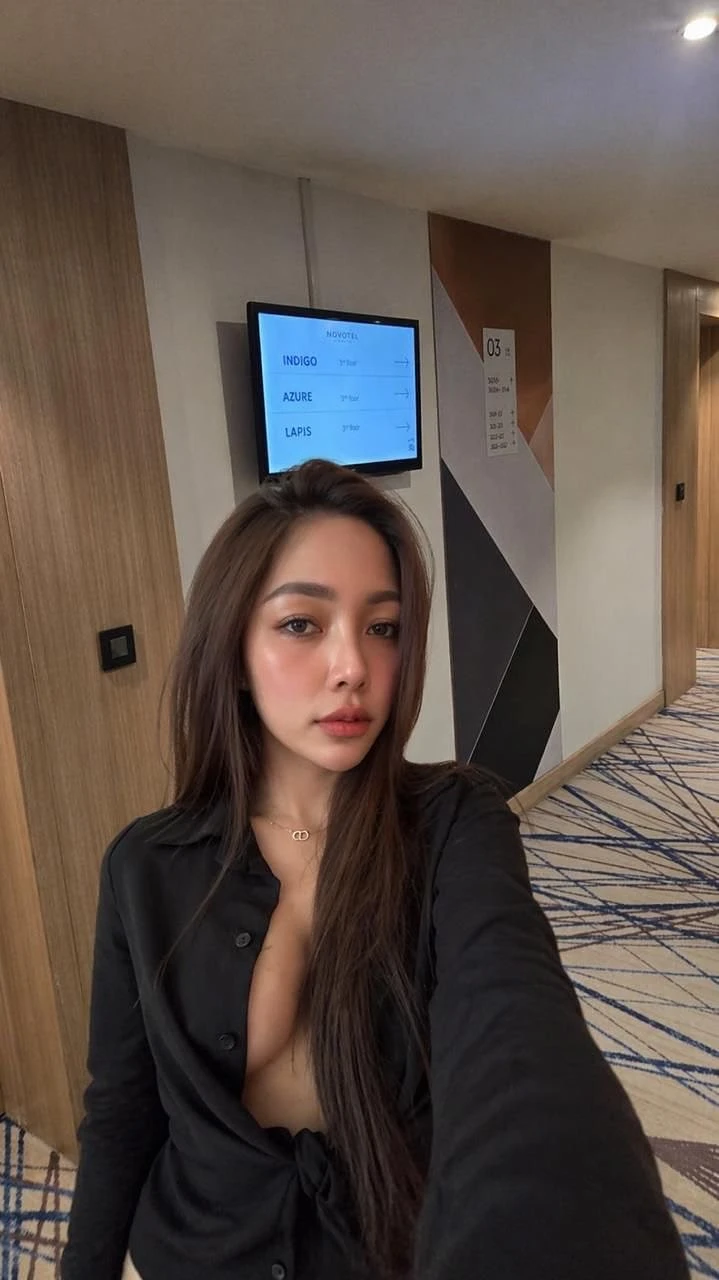 Bella 🇸🇬, Just Landed, GFE & Cam – Indian escort in Ahmedabad — 12 / 14