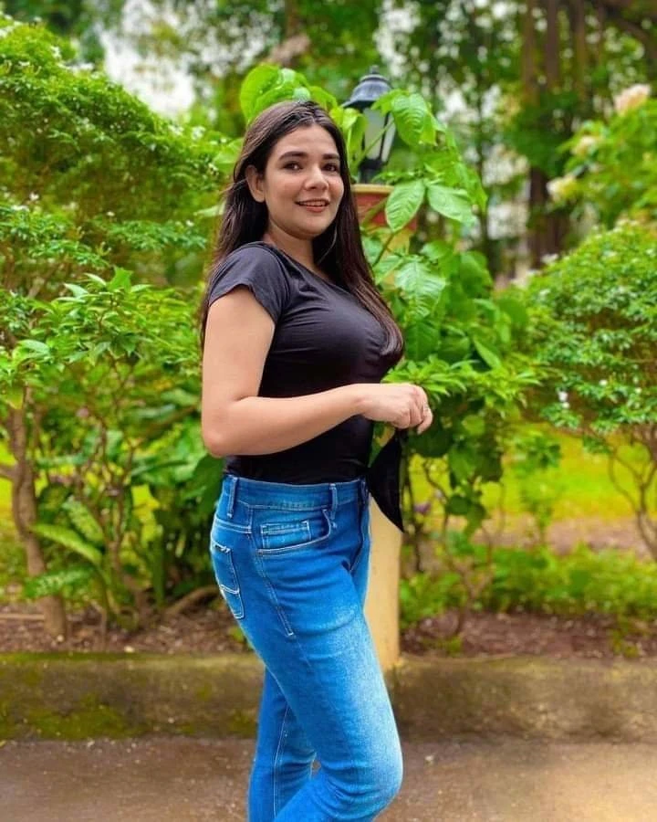 High Proflie Escort – Indian escort in Dehradun, Uttarakhand — 2 / 4