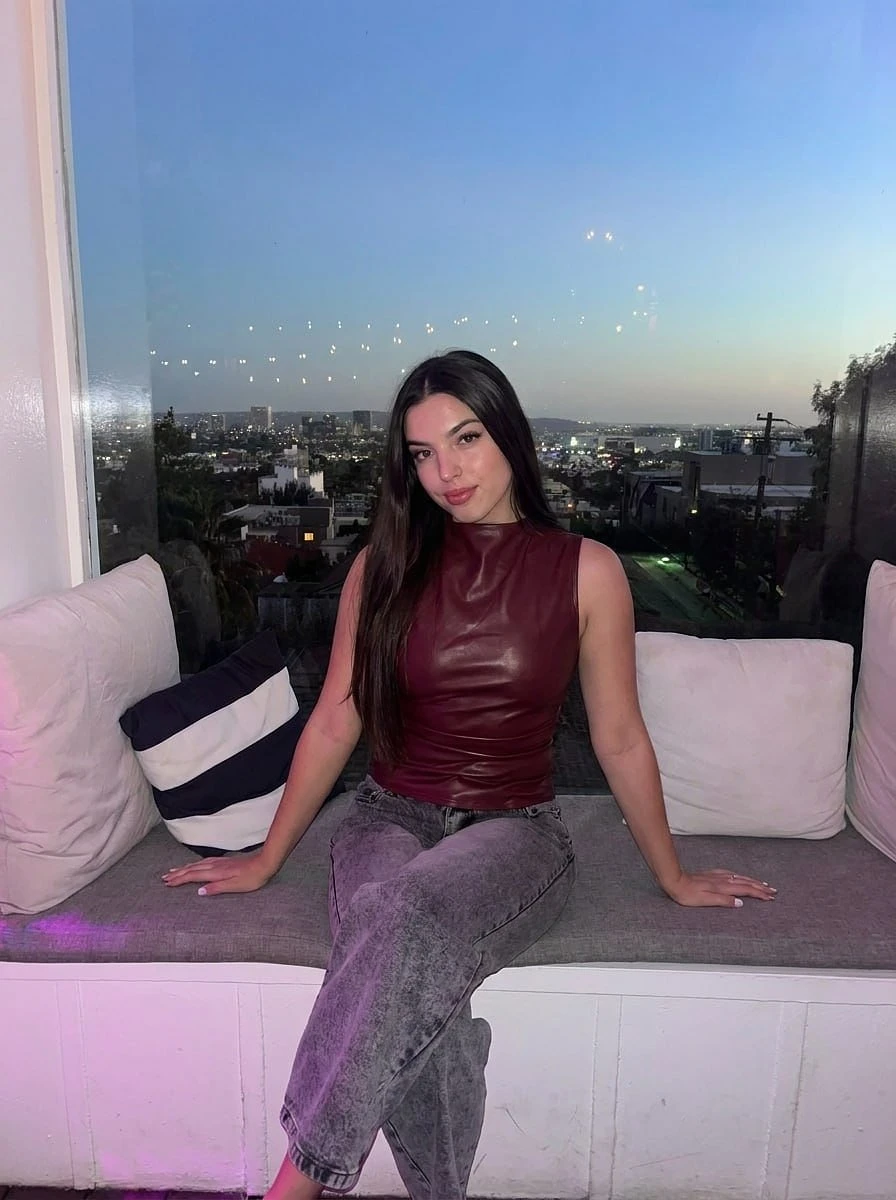 Cassandra Anal Angel – Russian escort in Hong Kong — 3 / 7