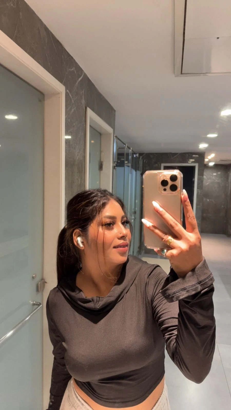 Luxurious Service No Hidden Charges – escort in Chennai — 1 / 2