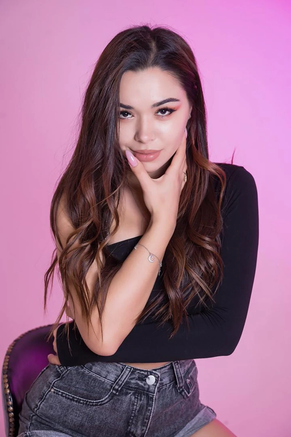 Ruby – Uzbekistani escort in Hong Kong — 5 / 9