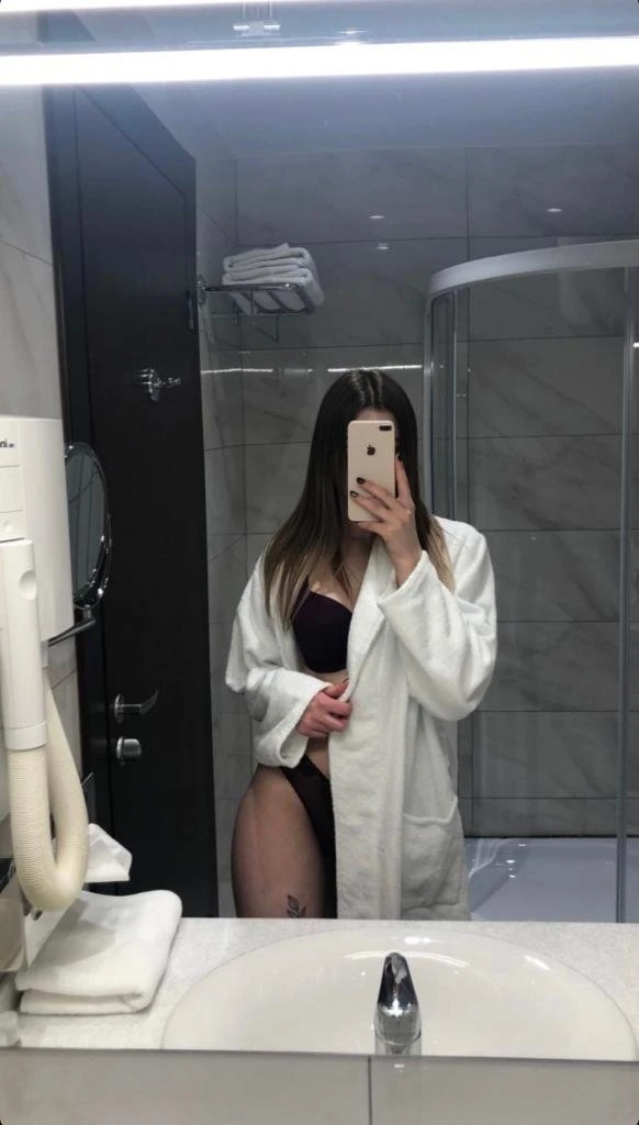 Kira Final Fuck – Russian escort in Hong Kong — 9 / 11