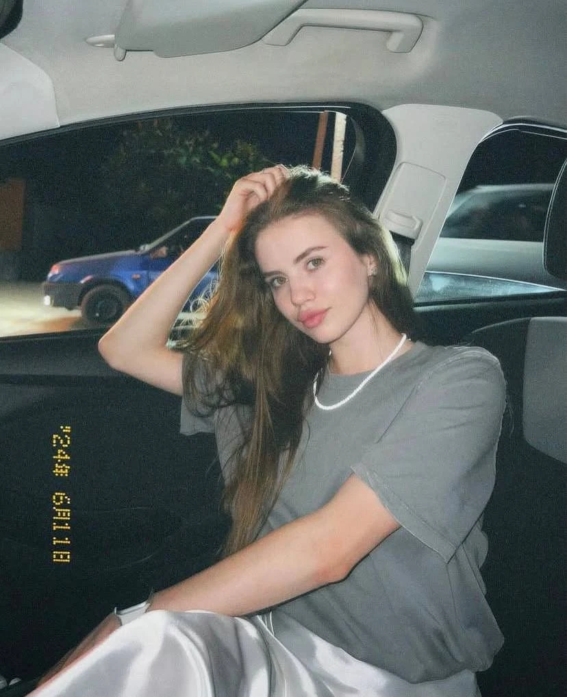 Doris – Ukrainian escort in Hong Kong — 9 / 16