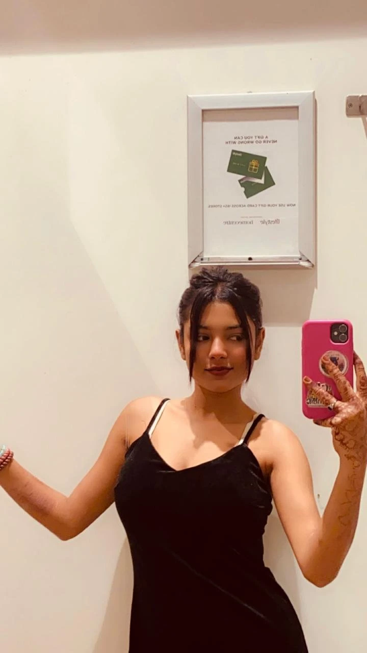Reena No Advance Payment Escorts – Indian escort in Hyderabad — 3 / 5