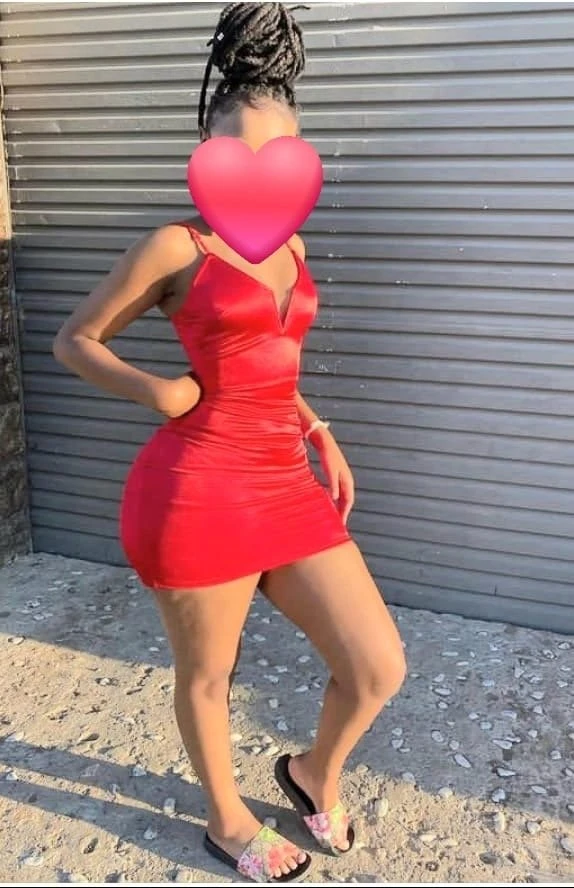 Tight Wet Pussy Horny Gal Wants T Fuck – South African escort in Bangalore — 2 / 5