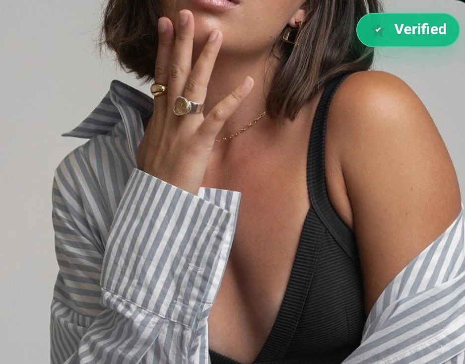 Sakshi Mishra – Indian escort in Bangalore — 2 / 6