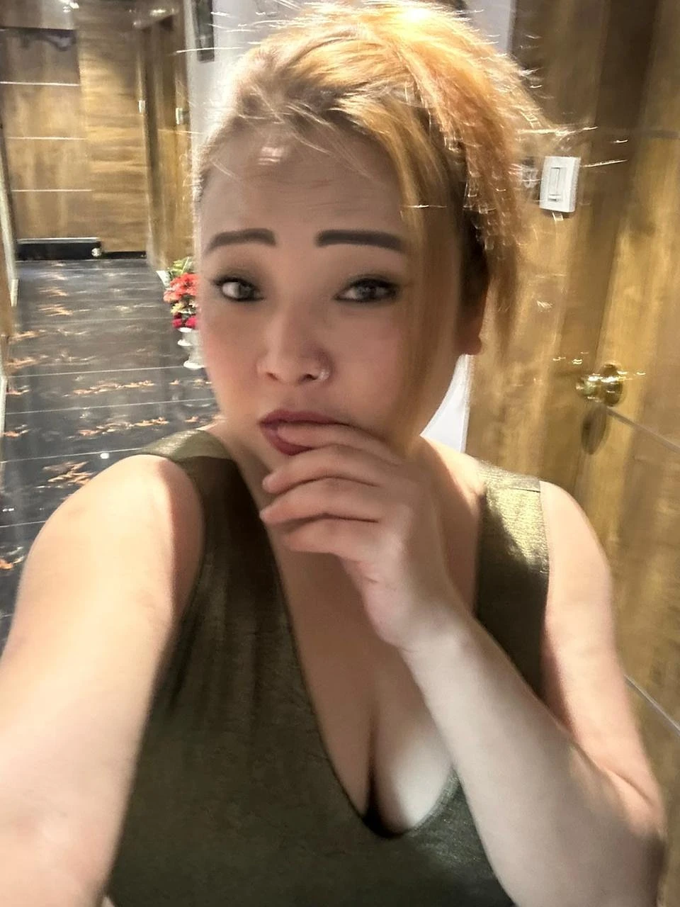 Ahmedabad – Nepalese escort in Ahmedabad — 4 / 8