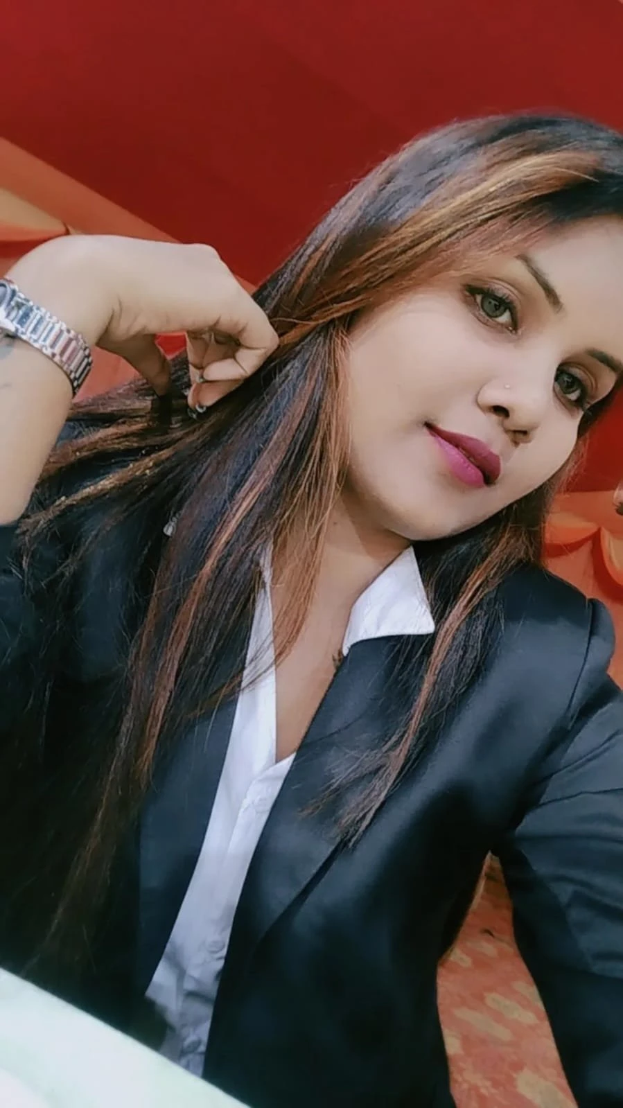 Roshni Cam and Meet – Indian escort in Chennai — 1 / 2