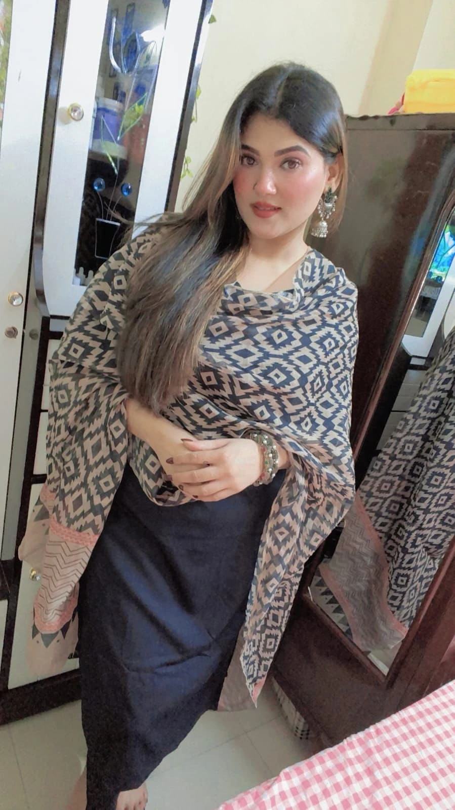 Tripti Sharma – Indian escort in Gurgaon — 3 / 4