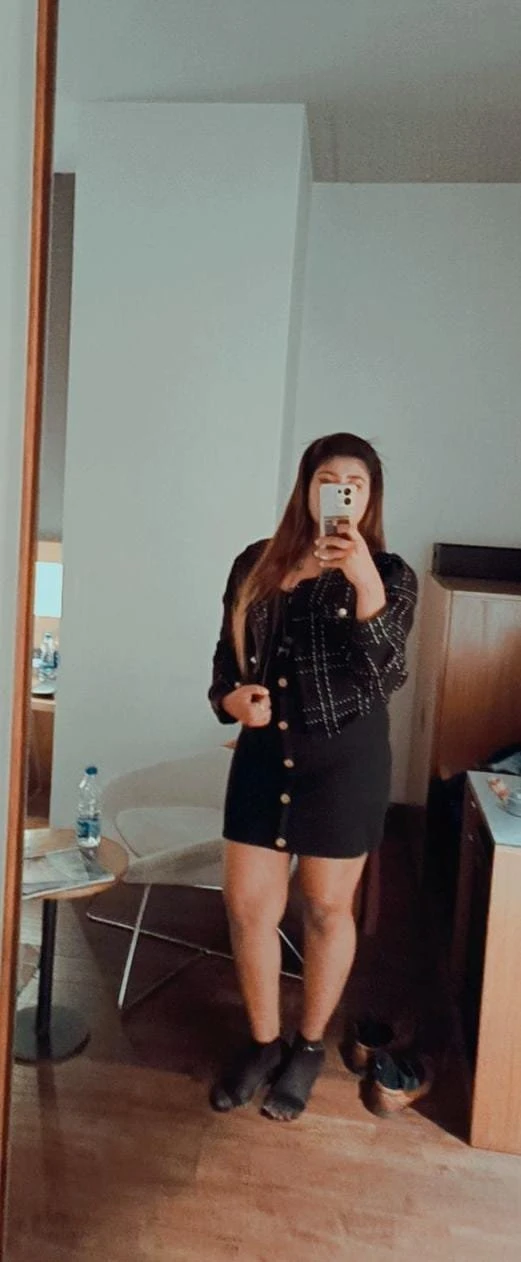 Zoya Hot Vip Call Girl in Bangalore – Indian escort in Bangalore — 4 / 8