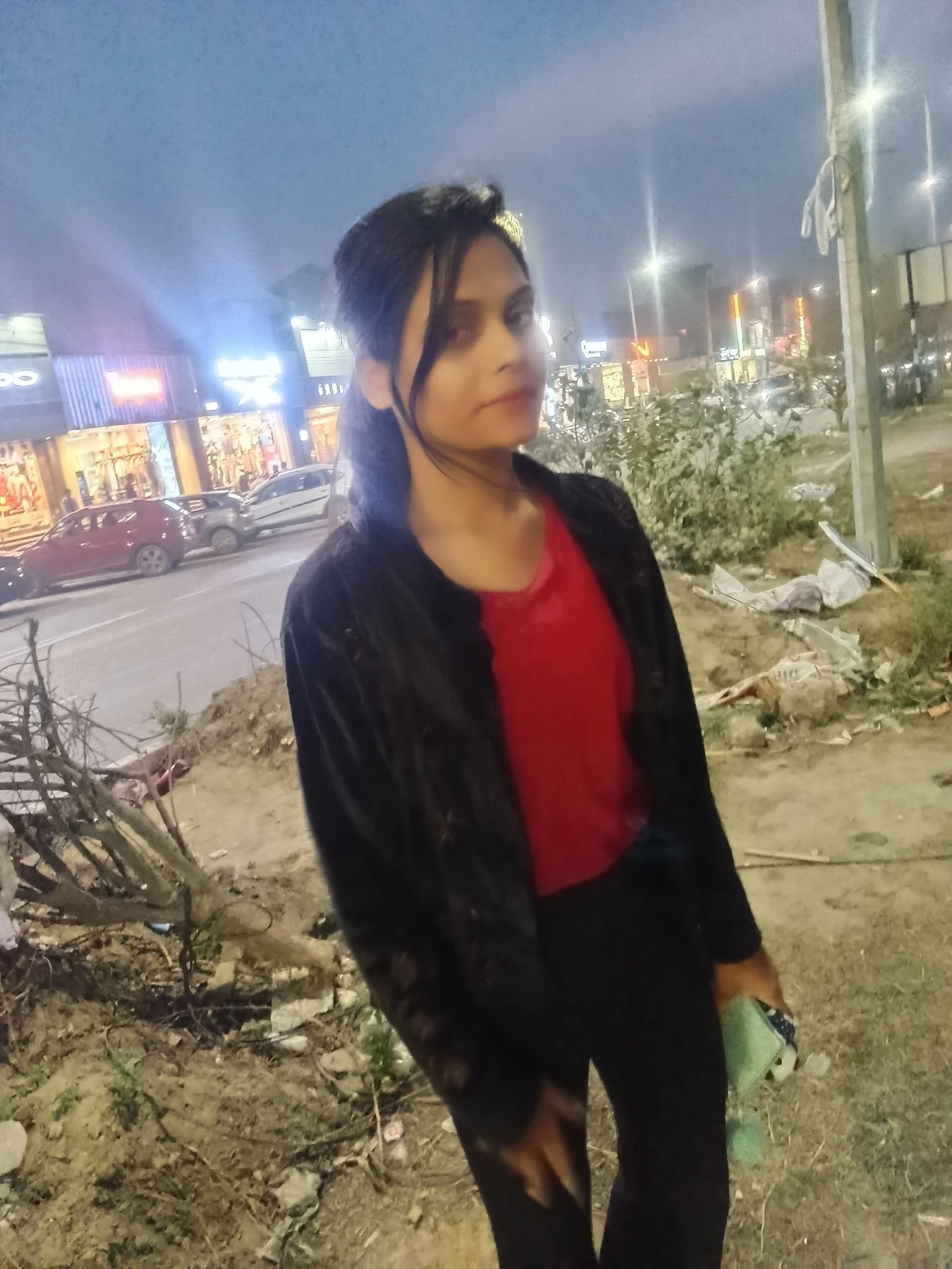 Niharika – Indian escort in Bangalore, Escort, Banga