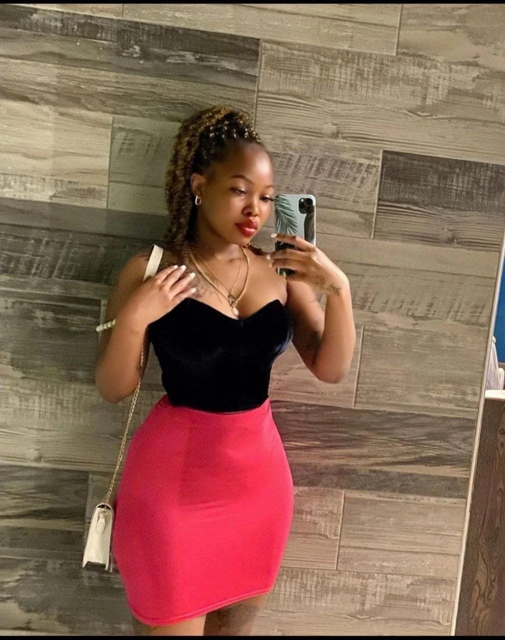 Marya – South African escort in Ahmedabad — 5 / 7
