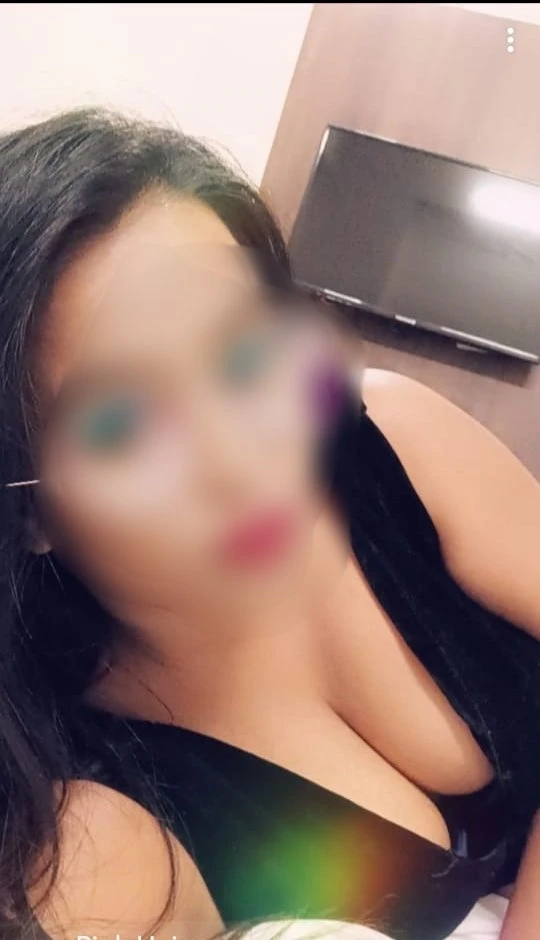 Riya Independent. Cam & Real Meet – Indian escort in Chennai — 2 / 4