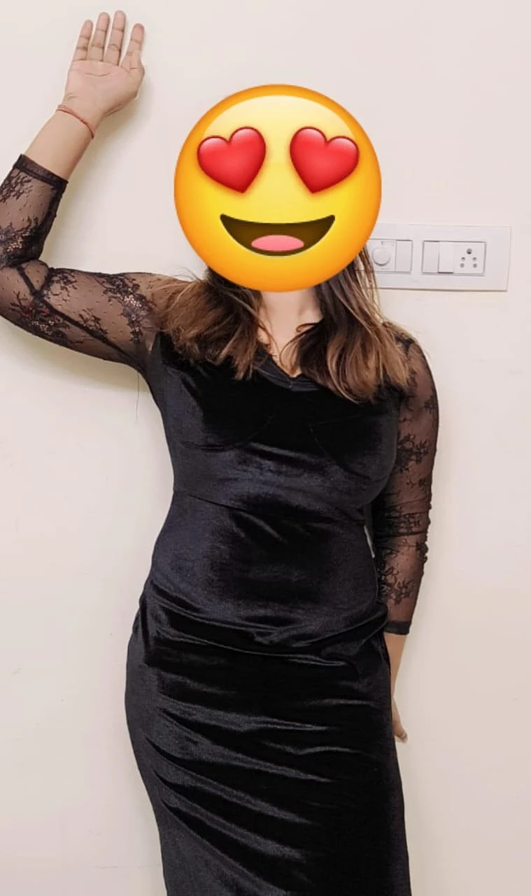 Taniya – Indian escort in Bangalore — 2 / 3