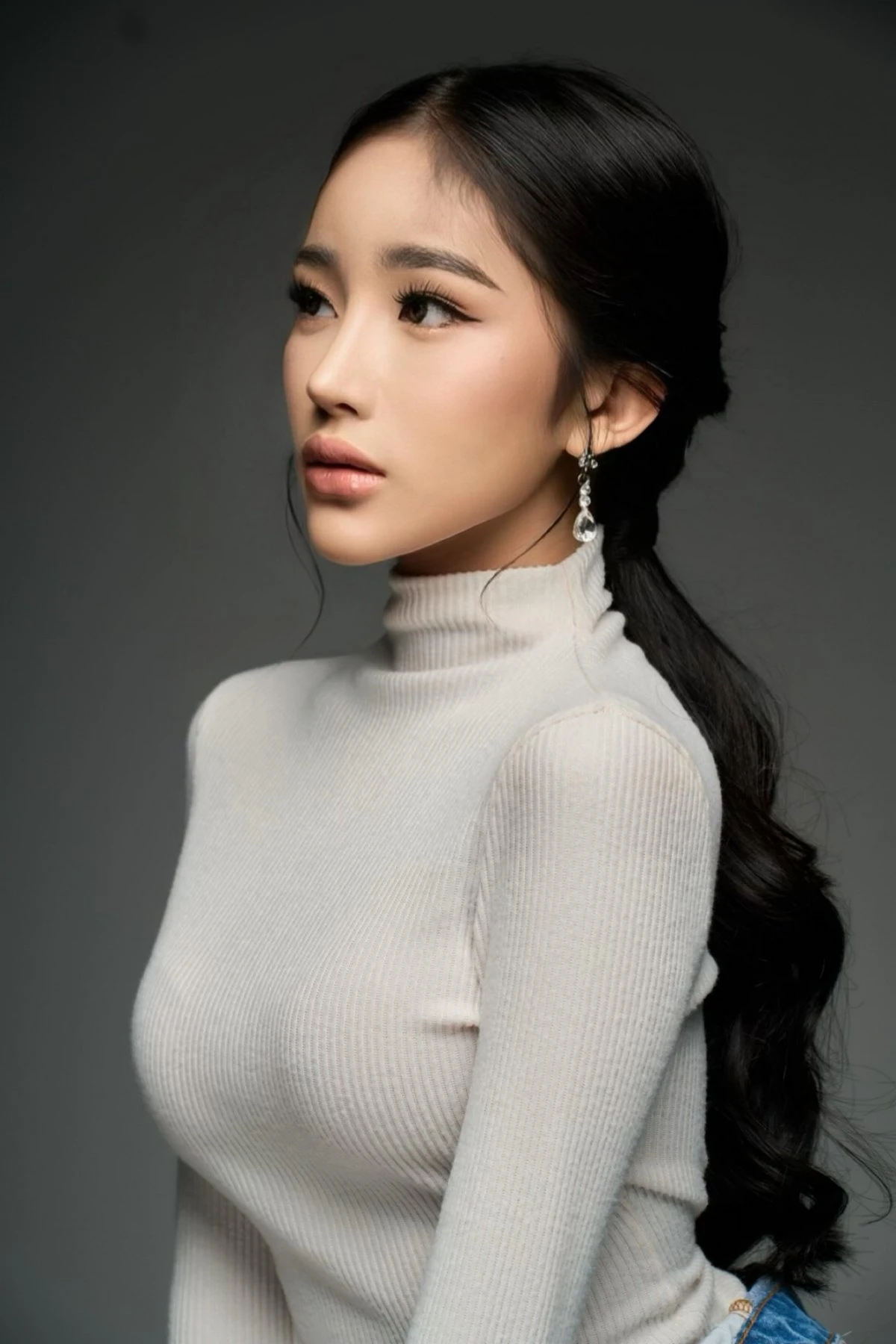 Yana THE PARTY GIRL! – South Korean escort in Hong Kong — 16 / 25
