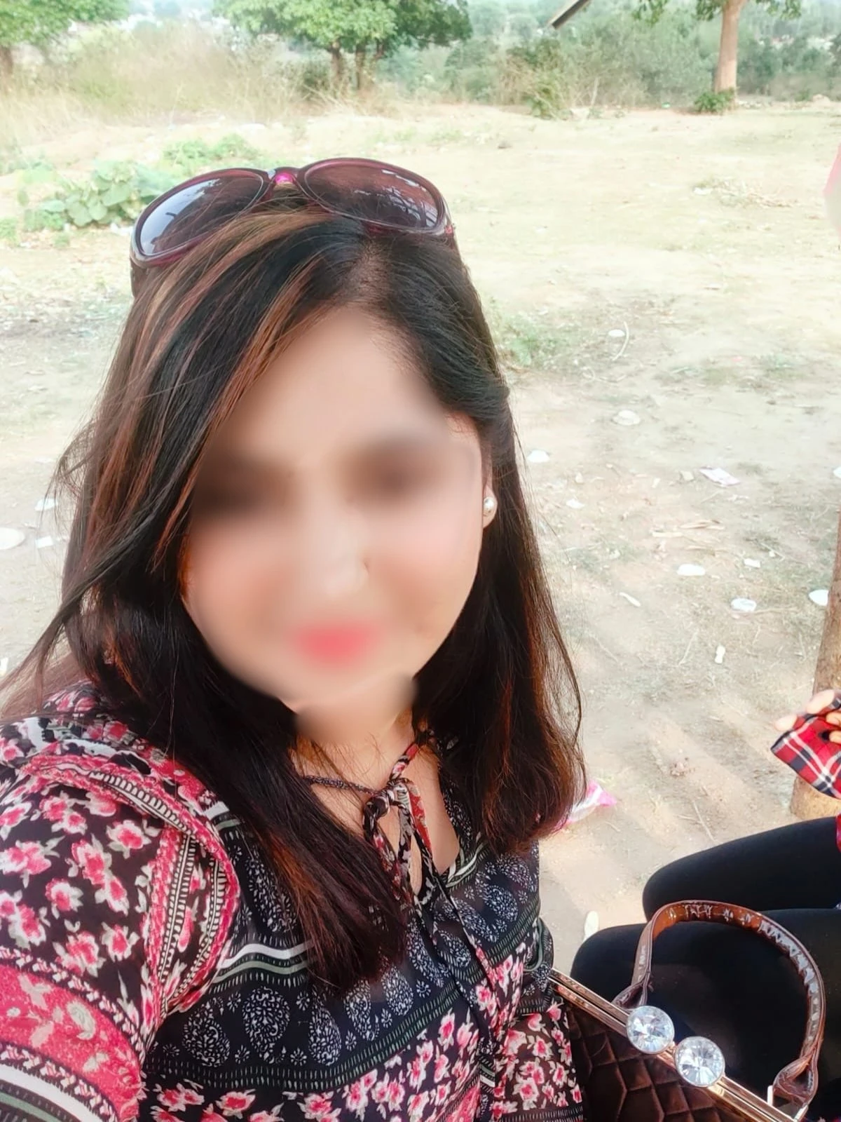 Rohini an independent model Hotel GFE ON – Indian escort in Ahmedabad — 6 / 8