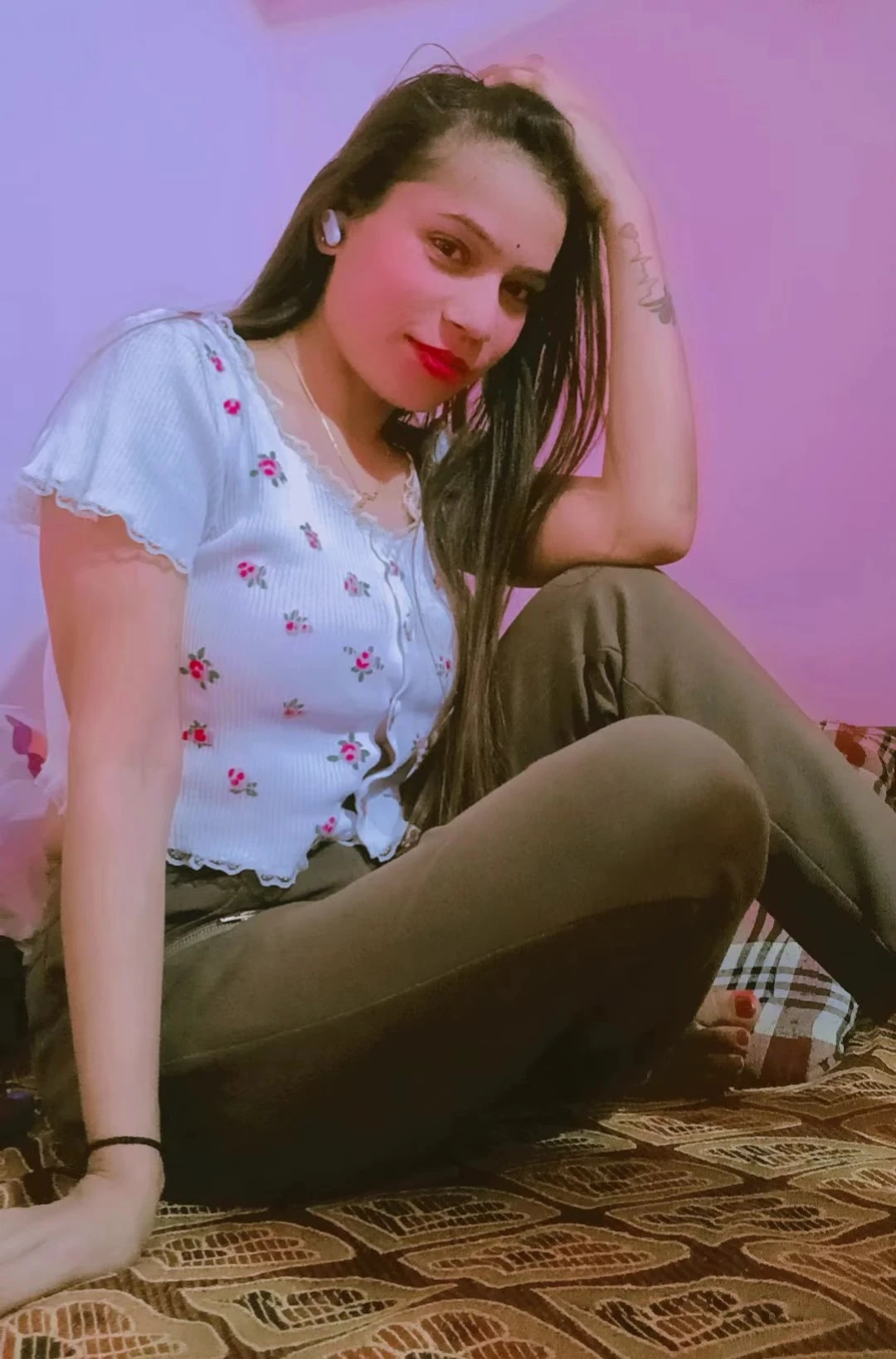 Nisha Verma – Indian escort in Bangalore — 2 / 6