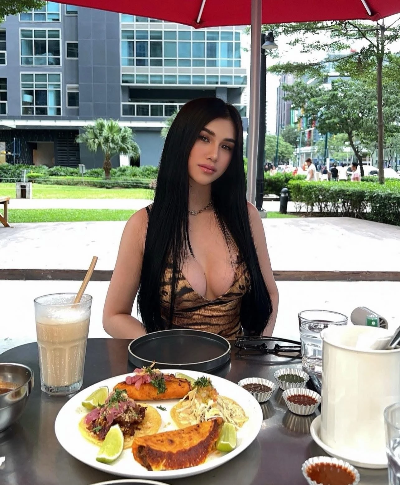 Atasha Cole – Russian escort in Hong Kong — 6 / 11