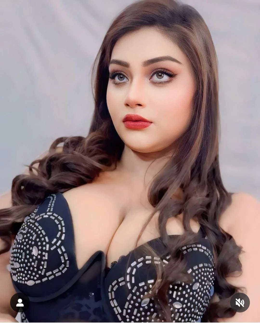 Actrss riya – Indian escort in Hong Kong — 7 / 10