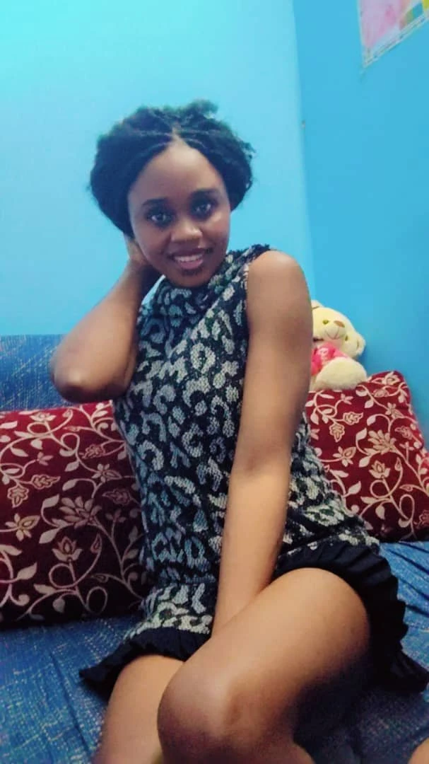 Posha – Kenyan escort in Bangalore — 2 / 3