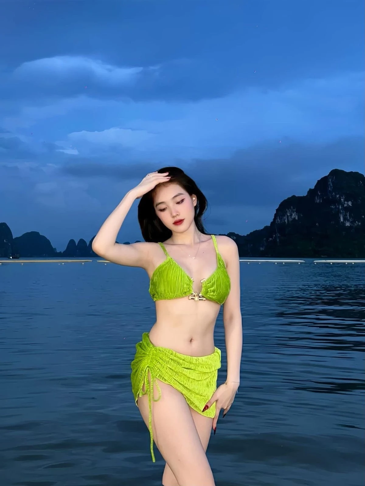 Đau đớn – Vietnamese masseuse in Ahmedabad, Escort, Ahmedabad