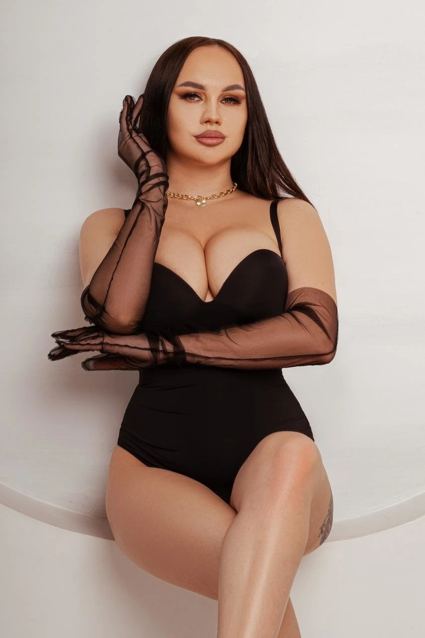 LOLITA Domme Diva – Russian escort in Hong Kong — 5 / 8